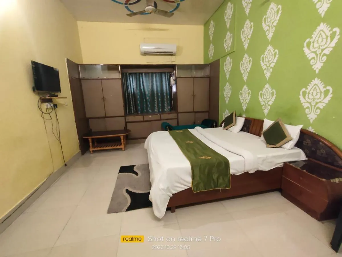 Gangotri Paying Guest House バラナシ